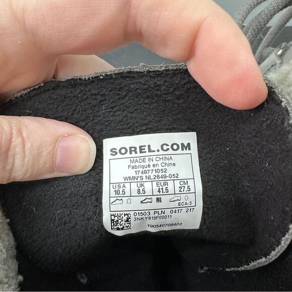 Sorel grey caribou slim winter boots women's 10.5 light wear as shown. - Picture 7 of 7